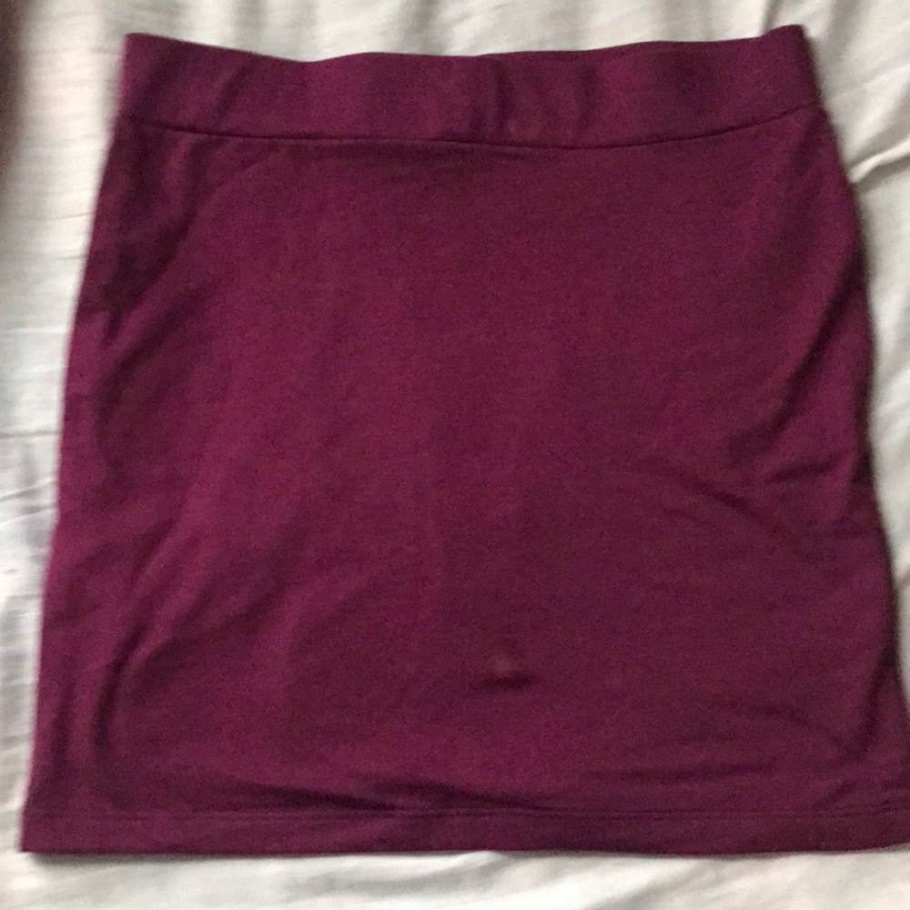 Burgundy pencil skirt